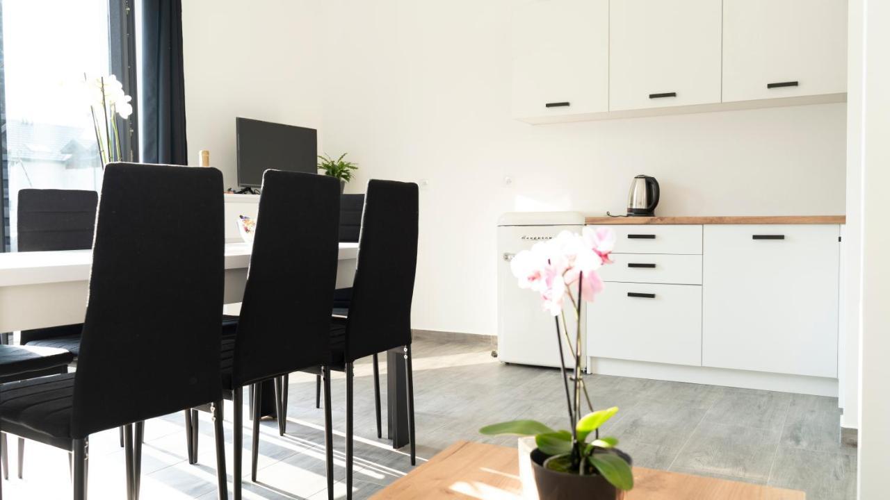 Osada Sluszewo - Apartamenty Restauracja Wydarzenia Gniewino Exterior foto